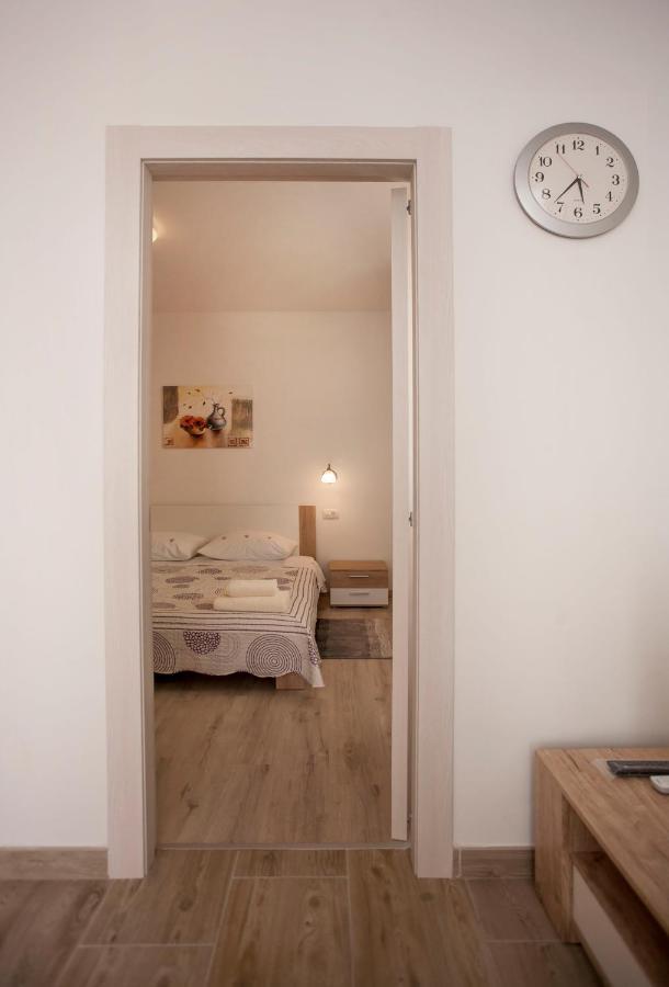 Apartmani Dragica Rovinj Luaran gambar