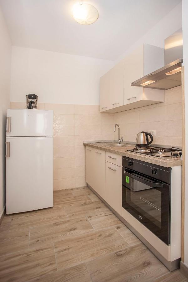 Apartmani Dragica Rovinj Luaran gambar