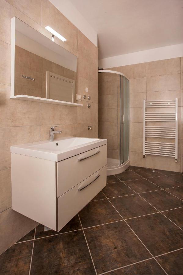 Apartmani Dragica Rovinj Luaran gambar