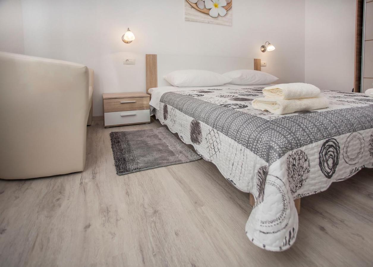 Apartmani Dragica Rovinj Luaran gambar