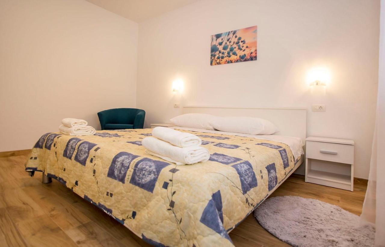 Apartmani Dragica Rovinj Luaran gambar