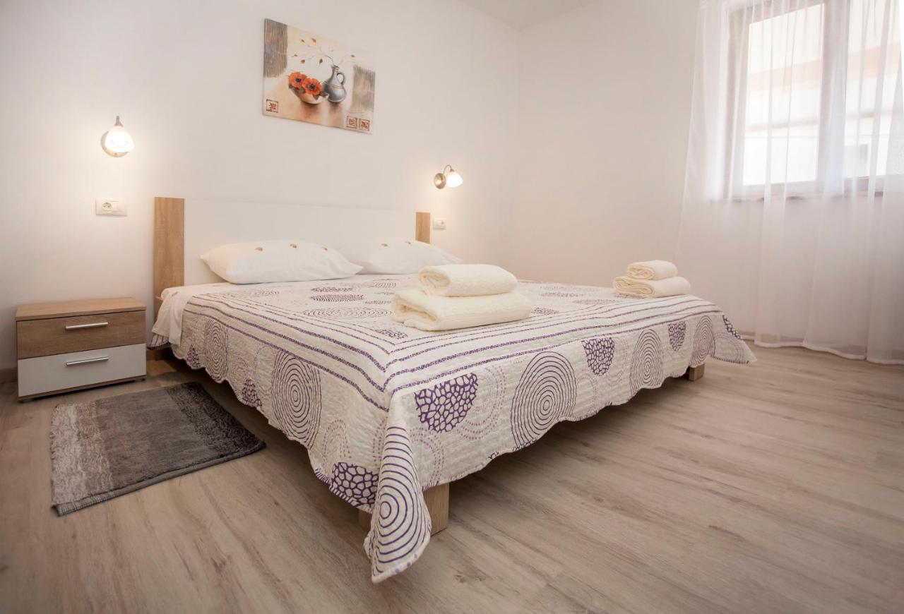 Apartmani Dragica Rovinj Luaran gambar