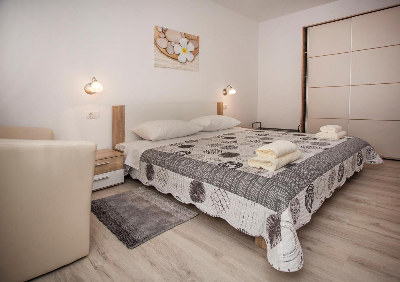 Apartmani Dragica Rovinj Luaran gambar